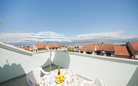 Apartments Jasenka Supetar St